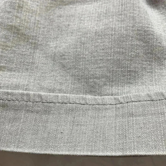 Santana Jeans shorts, tailored light  gray with cuffs - Picture 4 of 8